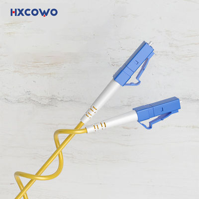 কেনা SM/MM/OM3 G657A2 সাঁজোয়া ফাইবার অপটিক প্যাচ কর্ড FTTH ইনডোর সিমপ্লেক্স LC-LC অনলাইনে উৎপাদন